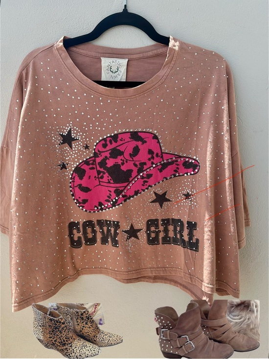 Fantastic Fawn Tops - Fantastic Fawn Brown rhinestones Tee with Pink Cowgirl Hat Graphic